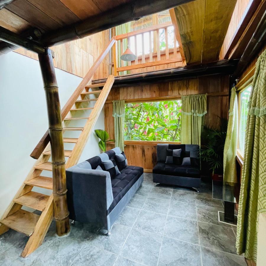 Eden Treehouse Villa Mindo Exteriör bild